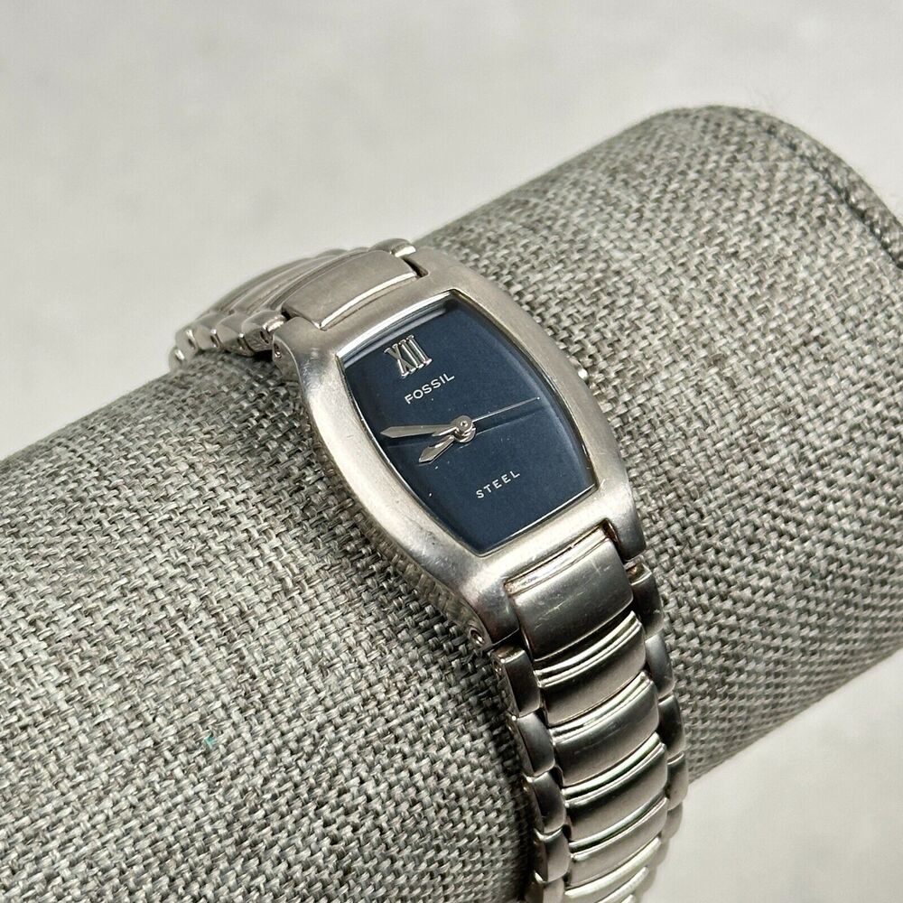 Fossil Watch Womens 20mm Blue Dial Steel Silver Tone 6.5" Quartz New Battery